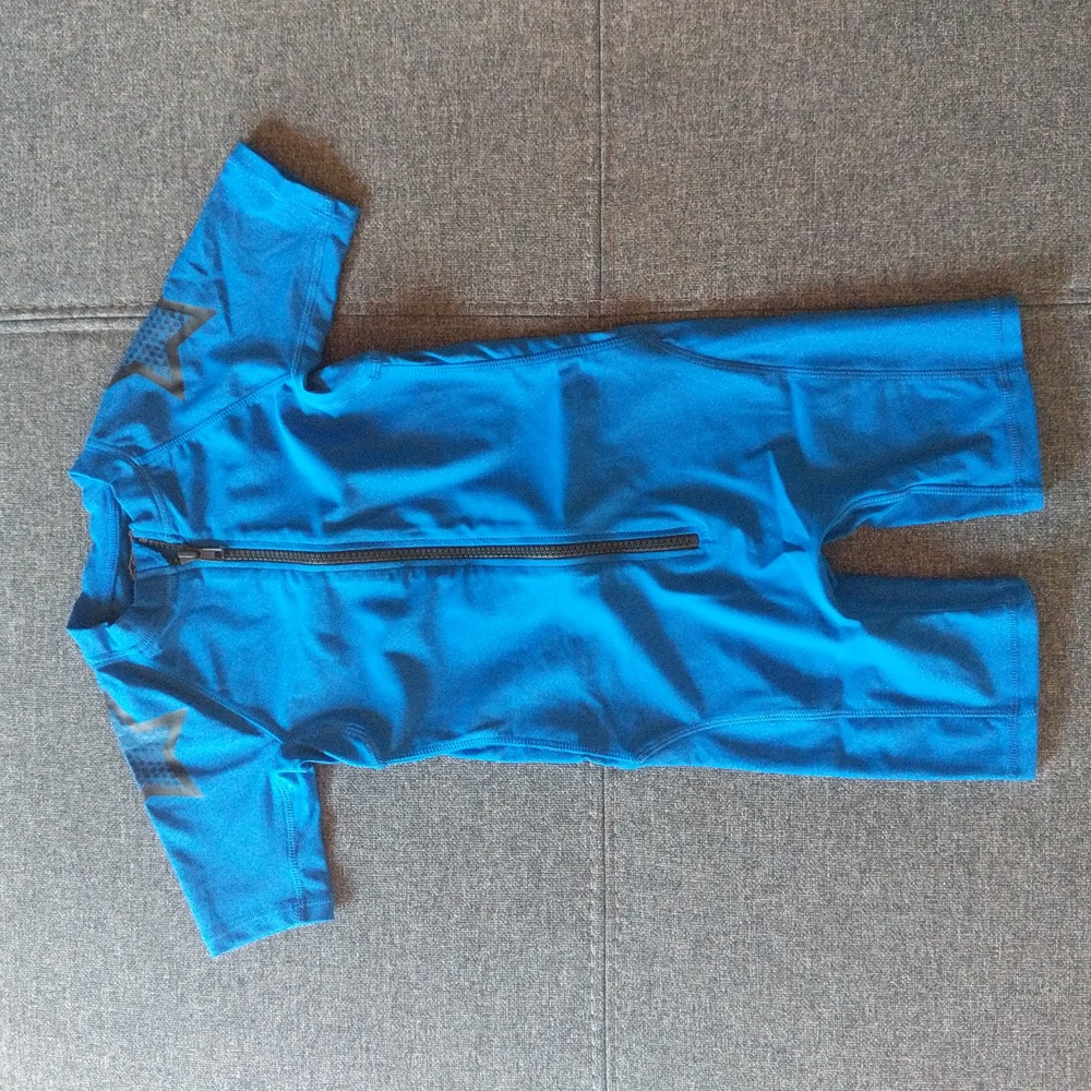 NWOT Molo Blue UV Swimsuit Kids Rashguard UPF40+